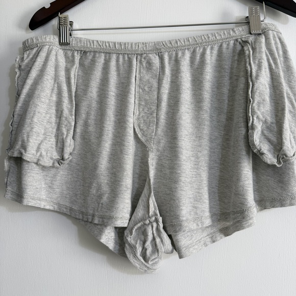 Stars Above Gray Pajama Shorts Size XL - Picture 4 of 8